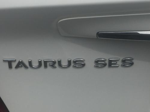2001-Ford-Taurus-08